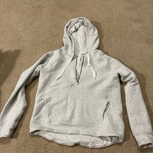 Lulu lemon sweatshirt